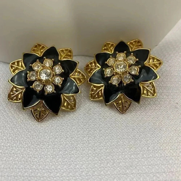 1992 Vintage Avon Festive Sparkle Stud Flower Earrings - Picture 5 of 7